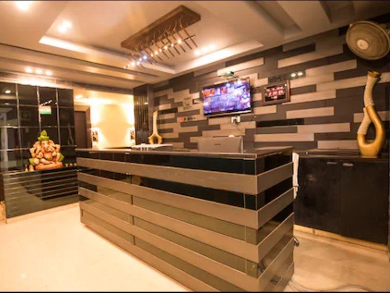Hisār Hotel Suncity & Restaurant מראה חיצוני תמונה