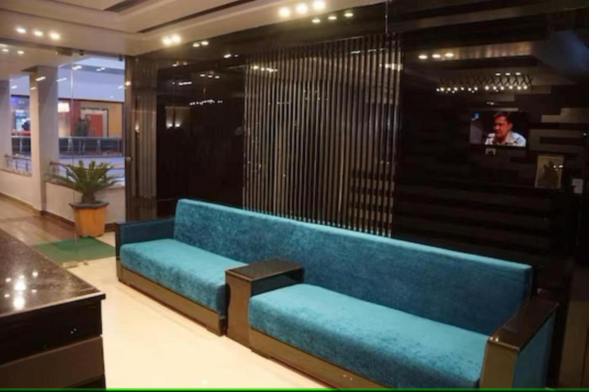 Hisār Hotel Suncity & Restaurant מראה חיצוני תמונה
